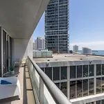 New Listing Promo W Hotel 2Br Bay View 3 Pools
